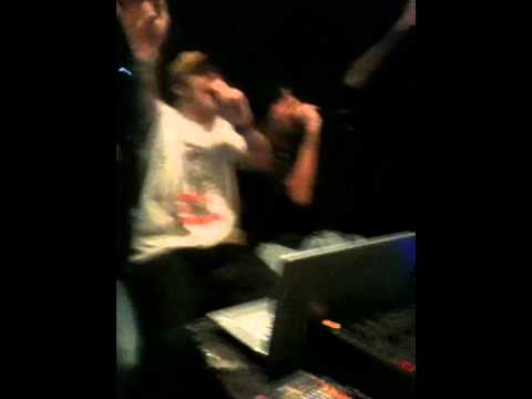 diacca e syto al sub lime supportando uzi