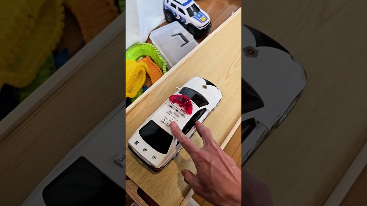 Police Car Line Up! Slide into a hole #policecar #minicar #toys