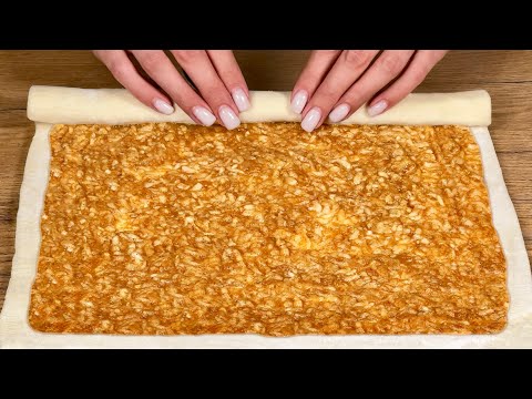 Wenn Sie Blätterteig haben, reiben Sie einfach 2 Äpfel, das Dessert ist in 10 Minuten fertig!