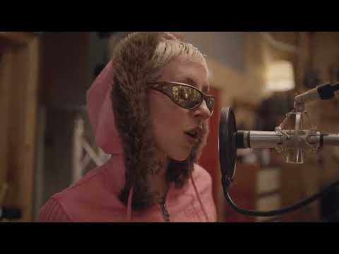 Belén Natalí- Santa Rosa feat Ana Tijoux & Gallo Negro 