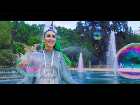La Pelopony — I Want Your Love