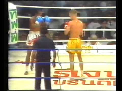Ramon Dekkers vs Cherry Wanich I: Edenhal: Amsterdam: 1990