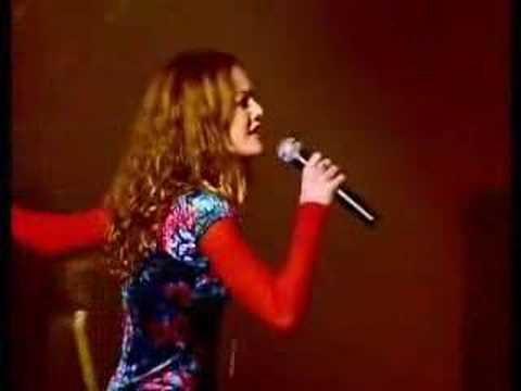 Vanessa Paradis y Maxime LeForestier - La corrida