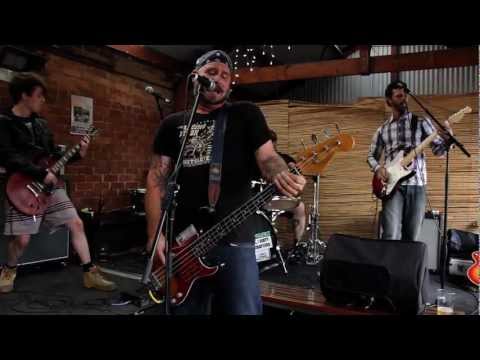 Dukes of Deliciousness - Mover & Shaker Live @ The Anti-Invasion Resistance Party