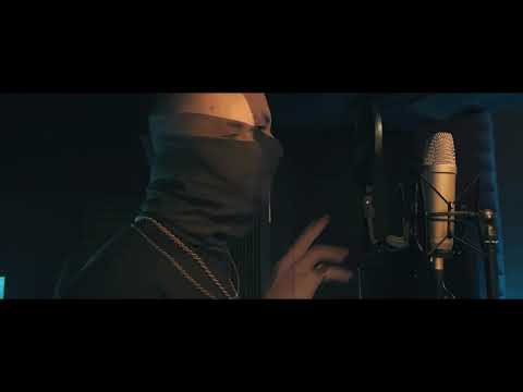 Pizzl£ - 10 Crowns [Official Music Video]