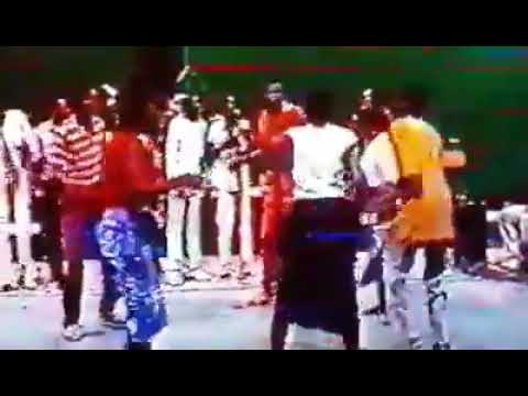 j'ai retrouvée la vidéo de Bana Odéon que j'avais mentionné dans Ngembo Nono Munzuluku