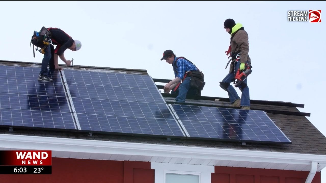 IL bill could allow people to install plug-in solar panels