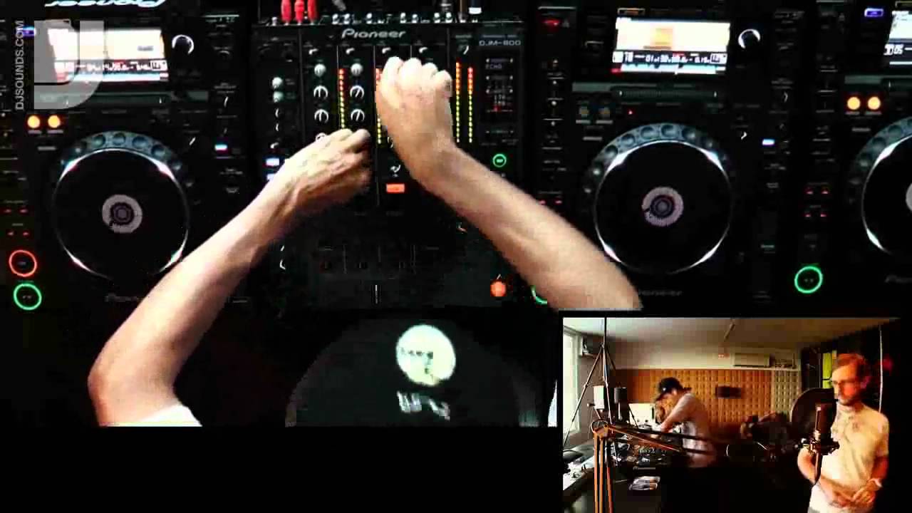 Laidback Luke - Live @ DJsounds Show 2010 (Part 4)