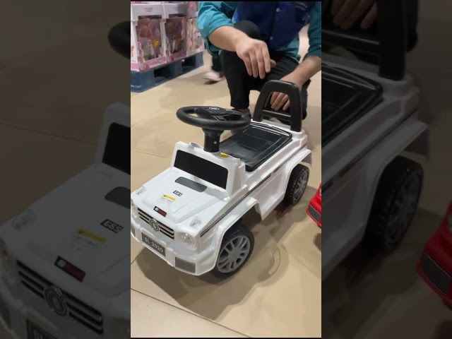 سيارة اطفال دف جيب ابيض