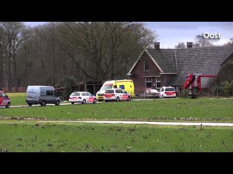 Man overleden bij bedrijfsongeluk op boerderij in Ambt Delden