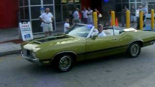 preview picture of video '2009 Pompano Beach Festival Flea Market Car Show Featuring a 1971 Olds 442 W30'