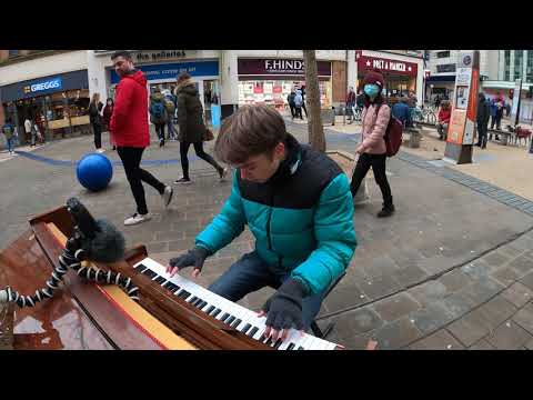 I played Black Clover OP 10 (Vickeblanka) on piano in public