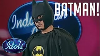 Download lagu BATMAN Makes The Judges LAUGH OUT LOUD On Indonesian Idol! Idols Global mp3