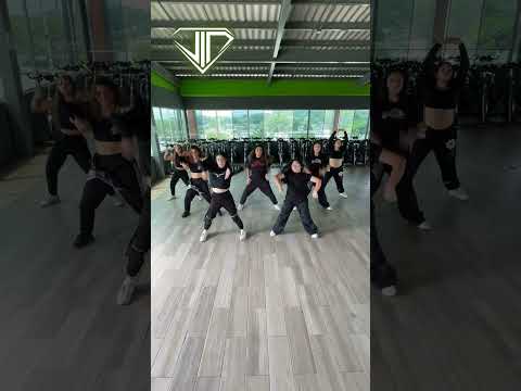 ✔️MC Lele e MC Maromba - Acompanha o Grave|| GRUPO COREOGRÁFICO V.I.P. 🤩 || TIK TOK #vipcoreo #dance