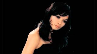 Bic Runga - &#39;ASHES TO ASHES&#39; (Live)