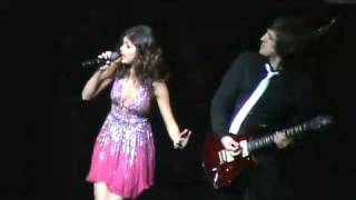 Selena Gomez And The Scene - Rock God (Live) At Concert For Hope