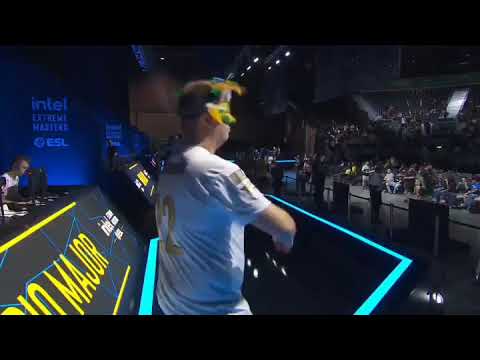 O karrigan é muito Brasil . Via- @eslcs