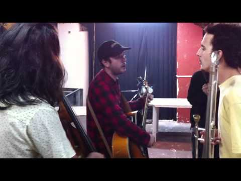 MATIAS CANTANTE Y LOS EXTRATERRESTRES (Backstage) - Baby What You Want Me To (Jimmy Red)