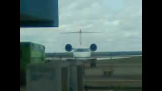 preview picture of video 'Conviasa Bombardier CRJ700 NextGen YV2088 Taxeo y Despegue Aeropuerto de San Tomé Venezuela'