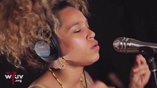 Izzy Bizu - "White Tiger" (Live at WFUV)