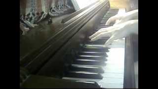 6231955 THE SHADOW OF YOUR SMILE. twgirl piano