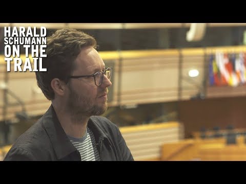 Jan Philipp Albrecht, EU-Abgeordneter von Bündnis 90/Die Grünen, im Gespräch mit Harald Schumann