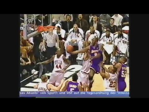 Kobe Bryant 36 Points 5 Ast @ Bulls, 2002-03.