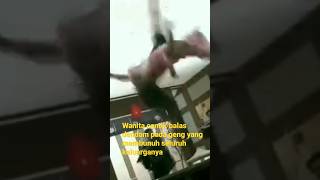 Download lagu Wanita cantik balas dendam pada geng yang membunuh seluruh keluarganya mp3