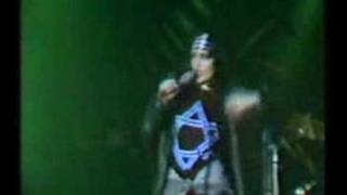 Siouxsie and the Banshees - Halloween - Live 1981