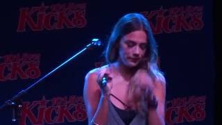 Jana Kramer - Circles (live)