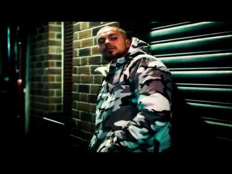 AchtVier - Auf der Hut