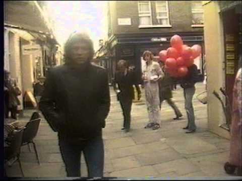 Street Cafe - John Lodge (HQ)