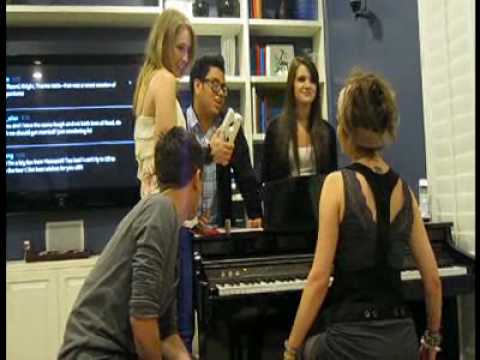 Paparazzi, Bad Romance (IICD) - Siobhan Magnus, Katie Stevens, Andrew Garcia, Didi Benami