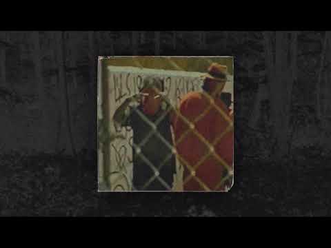 NOCOMPLYTRE - HOEZ IN THIS HOUSE W/ THXNDER