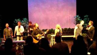 Molly Malone - Russell Crowe, Alan Doyle, Danielle Spencer, Scott Grimes, Kevin Durand, Size2Shoes