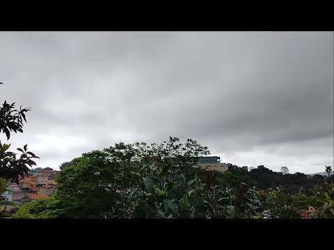 CHUVA CHEGANDO EM SÃO PAULO,,NESSA MANHÃ DE SÁBADO.. Cidade de Jandira.