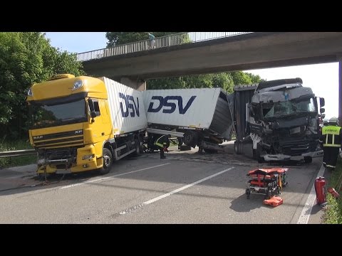 , title : '23.05.2017 - Lkw-Auffahrunfall auf der A61'