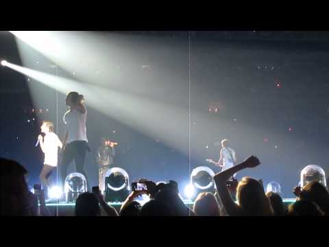 Rock Me - One Direction - St. Louis, MO 8-27-14