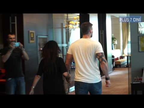 Lucie Bíla s priateľom Radkom Filipim idú na raňajky.