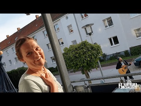 Was für eine Überraschung! Das SofaConcerts Ständchen. | SofaConcerts