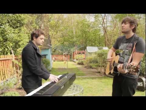 LeeFest Garden Sessions: Van Susans - Bricks Not Sticks Or Straw