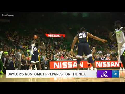 Baylor's Nuni Omot prepares for the NBA