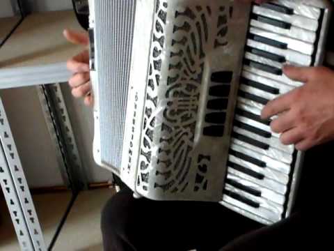 Akkordeon Hemgesberg gebaut bei Borsini 34/72/5/2/III Video Klangprobe