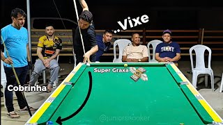 Pernambuquinho vai ter que usar todo seu JOGO pra escapar do Cobrinha, veja…  #sinuca #cobrinha