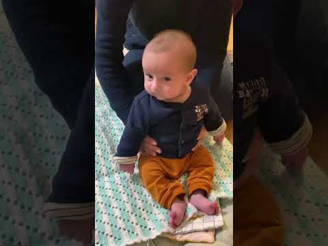 Milestones, How is head control at 2 months of age? Maria Teresa Ferrer Dr in Physical Therapy