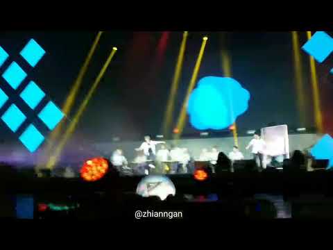 170909 Seventeen 1st World Tour Diamond Edge in Kuala Lumpur 10. MANSAE 만세