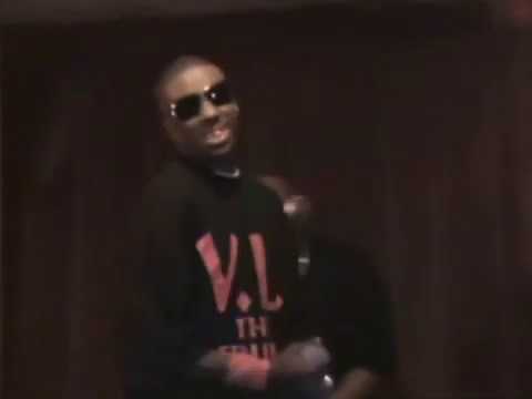 VL Mike Concert Where BG Shows up