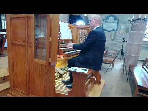Fantasia in C major by Bach BMV 573 completed by Wolfgang Stockmeier played by Ian Dalgleish