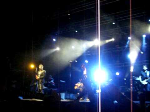 ZeroAssoluto Live La ReggiaOutlet Luglio 2o11