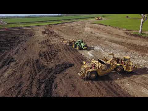 Greensill Farming - Laser Leveling and Seeding ( features,John Deere 9520r, 8370r, Caterpillar 637G)